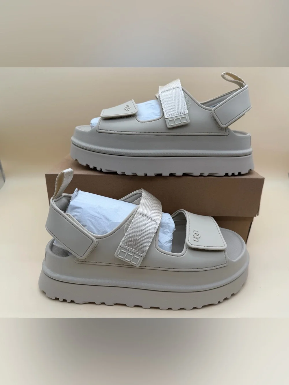 UGG GoldenGlow EVA Platform Sandals Sea Salt Size 9 Woman’s Brand New